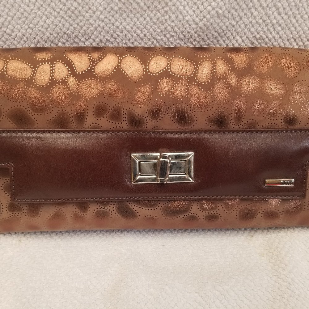 Dappled all leather clutch.